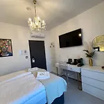 Aparthotel Mala Praha Experience In The Center Of Zilina