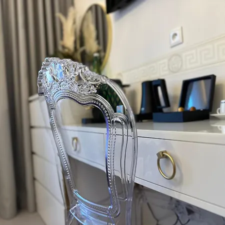 Mala Praha Experience In The Center Of