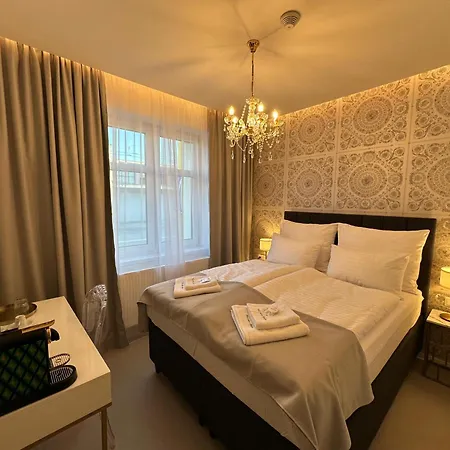 Mala Praha Experience In The Center Of Apartmanhotel