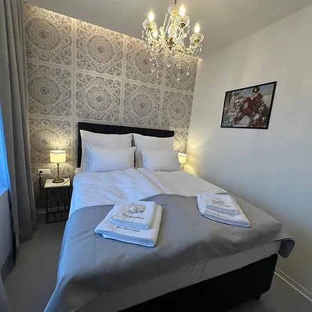 Mala Praha Experience In The Center Of