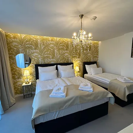 Mala Praha Experience In The Center Of