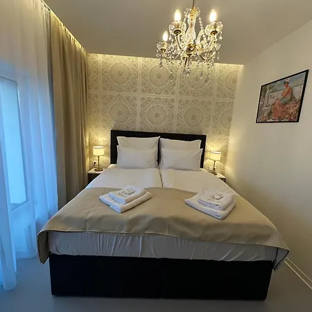 Aparthotel Mala Praha Experience In The Center Of Žilina