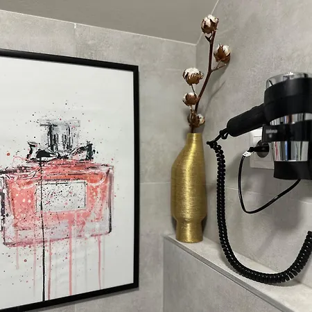 Mala Praha Experience In The Center Of 3*