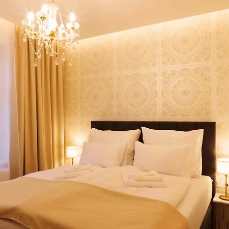 Mala Praha Experience In The Center Of