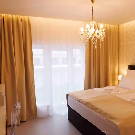 Apartmanhotel Mala Praha Experience In The Center Of Zsolna