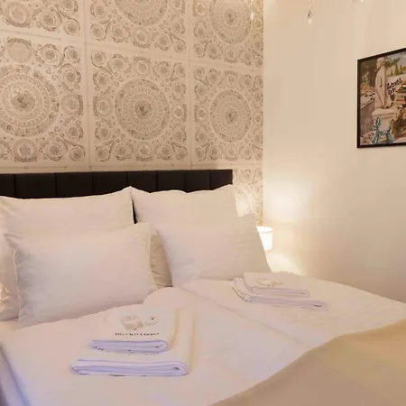 Mala Praha Experience In The Center Of Aparthotel