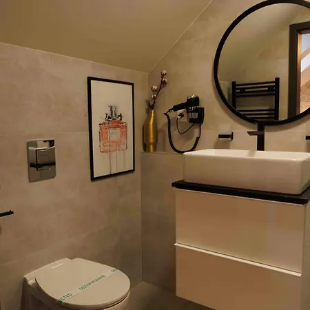 Mala Praha Experience In The Center Of