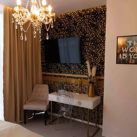 Mala Praha Experience In The Center Of 4*